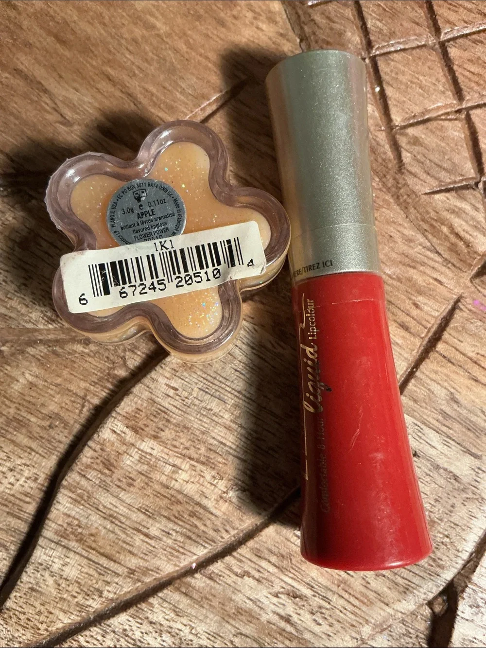 💄NWT GLAM pouch w/ Gold & Silver Shimmer Eyeshadow Palette and lip extras 7 pc.